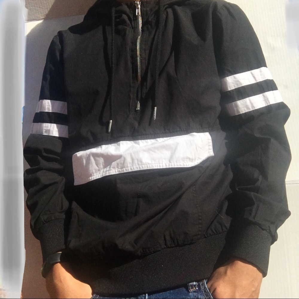 Forever 21 men’s small black half zipper jacket - Picture 7 of 7